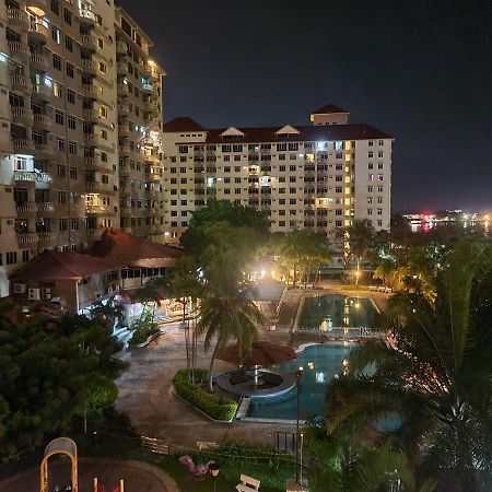 Glory Beach Resort Seaview Private 2Br Port Dickson Kültér fotó