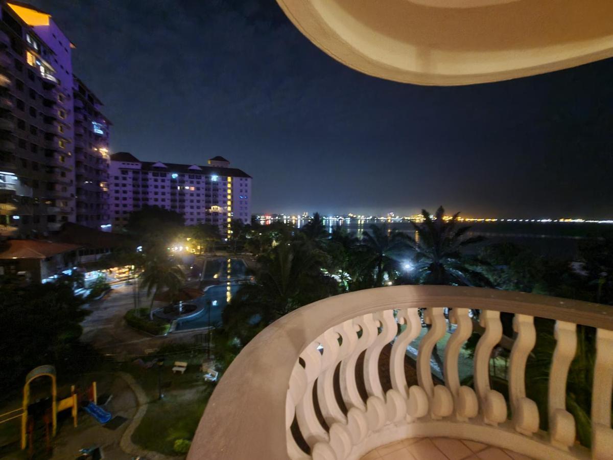Glory Beach Resort Seaview Private 2Br Port Dickson Kültér fotó